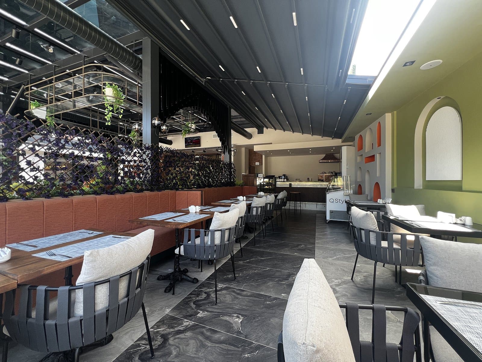 4-Star Boutique Hotel with 28 Rooms for Sale in Ortahisar Trabzon