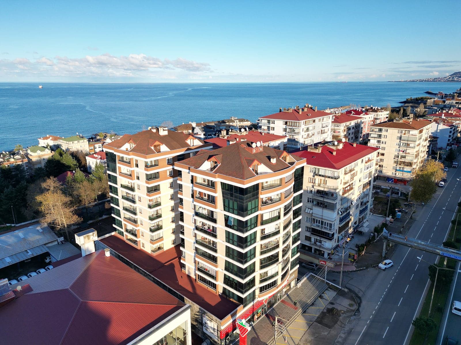 City-View Apartment Near the Sea in Trabzon Söğütlü
