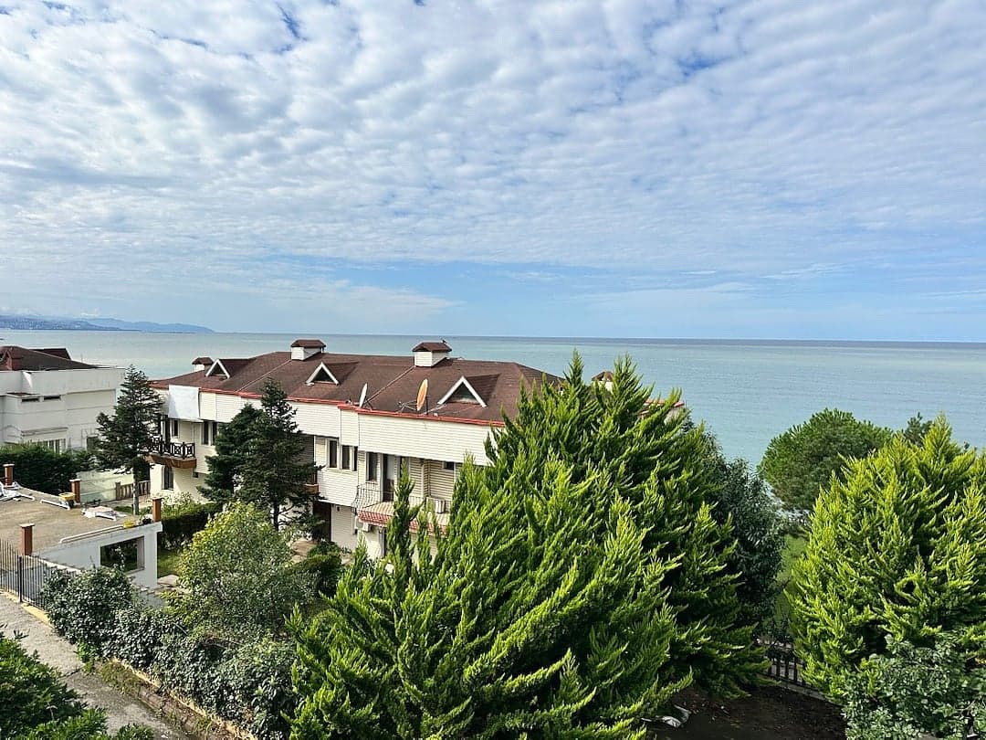 Spacious Triplex Villa with Private Beach Access in Trabzon Arsin