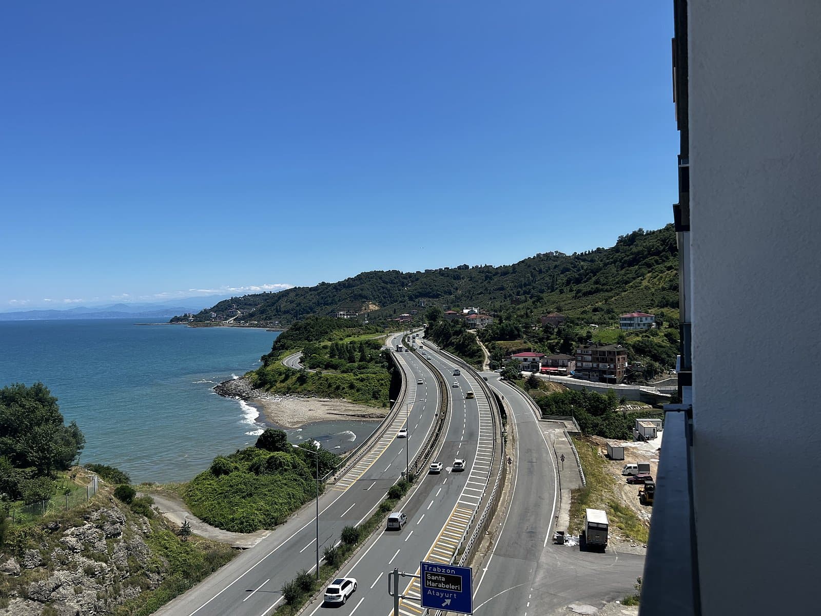 Apartamentos con vistas al mar en venta en Trabzon Arsin